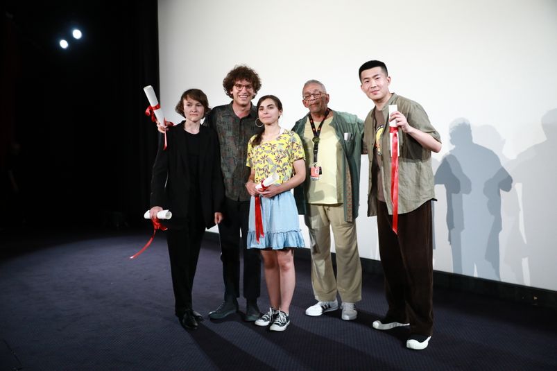 Les lauréats et le Jury de La Cinef 2022